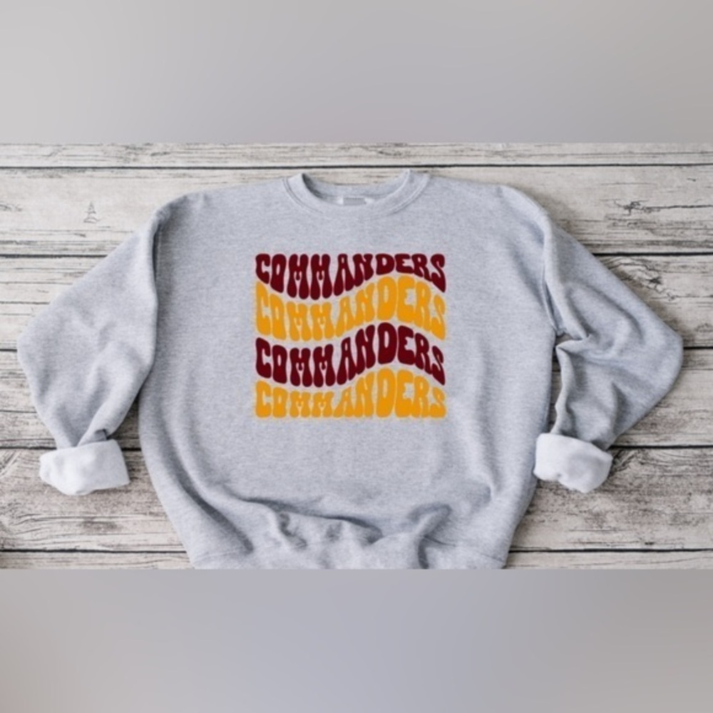 Commanders wavy crewneck
